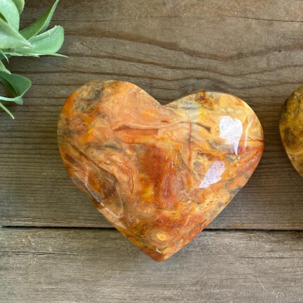 𝅺crazy Lace Agate Heart Carvings